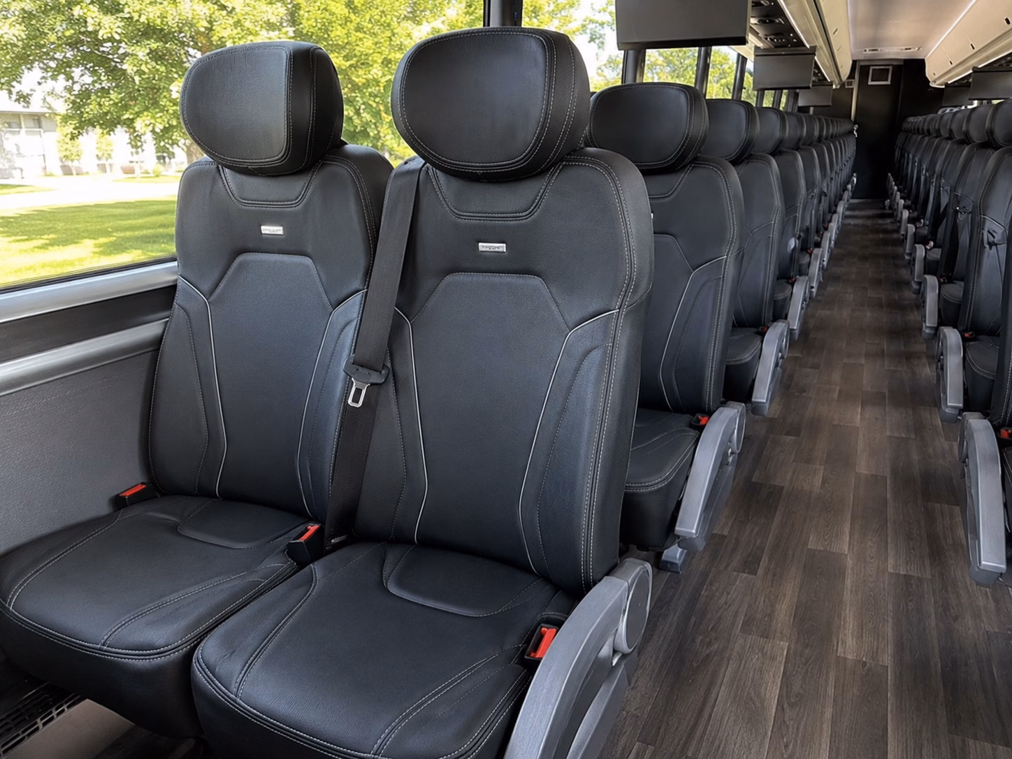 how the type of bus you choose changes the price in pasadena california
