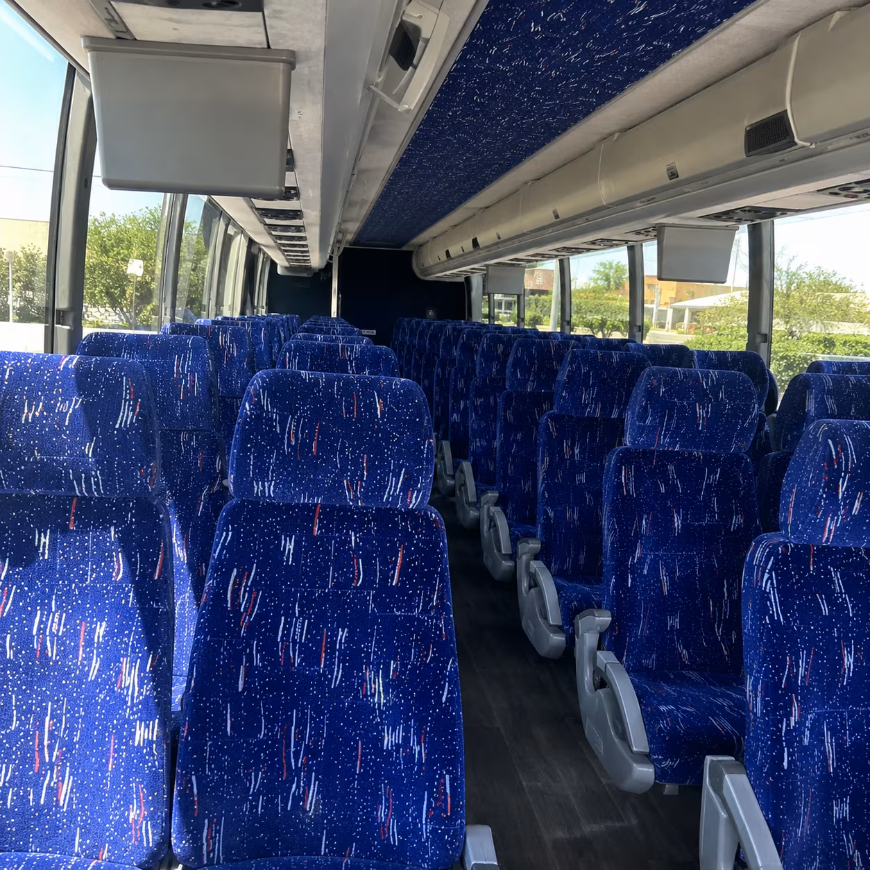 pasadena charter buses