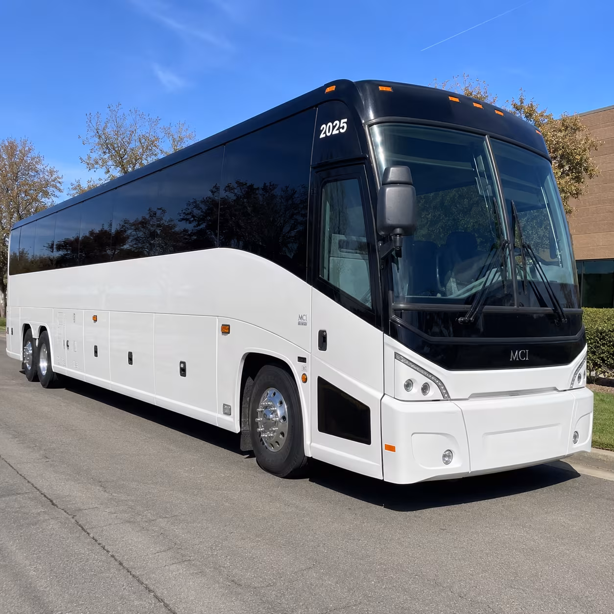 rose bowl game day concert shuttle buses in pasadena