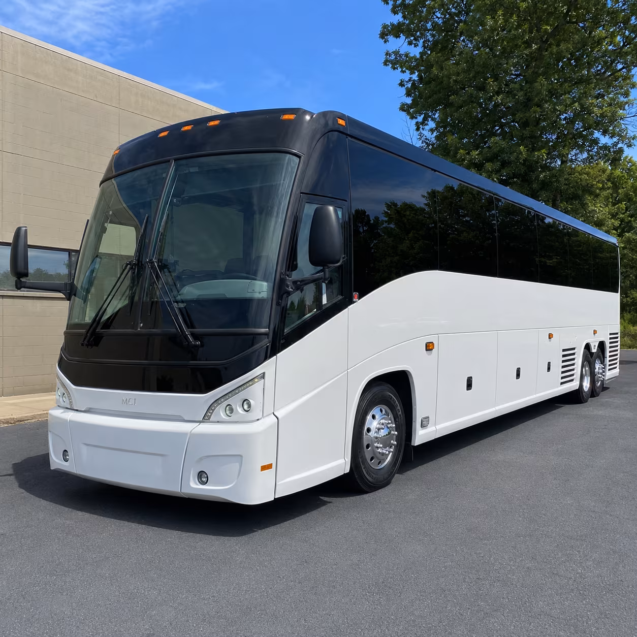 sunday worship shuttles from overflow parking to your pasadena church